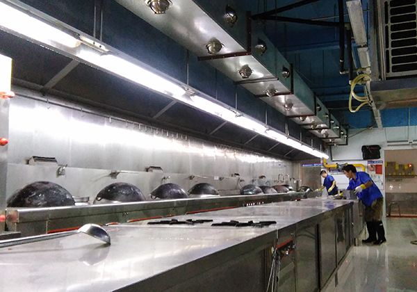 单位食堂油烟管道清洗方法 单位食堂油烟管道清洗方法